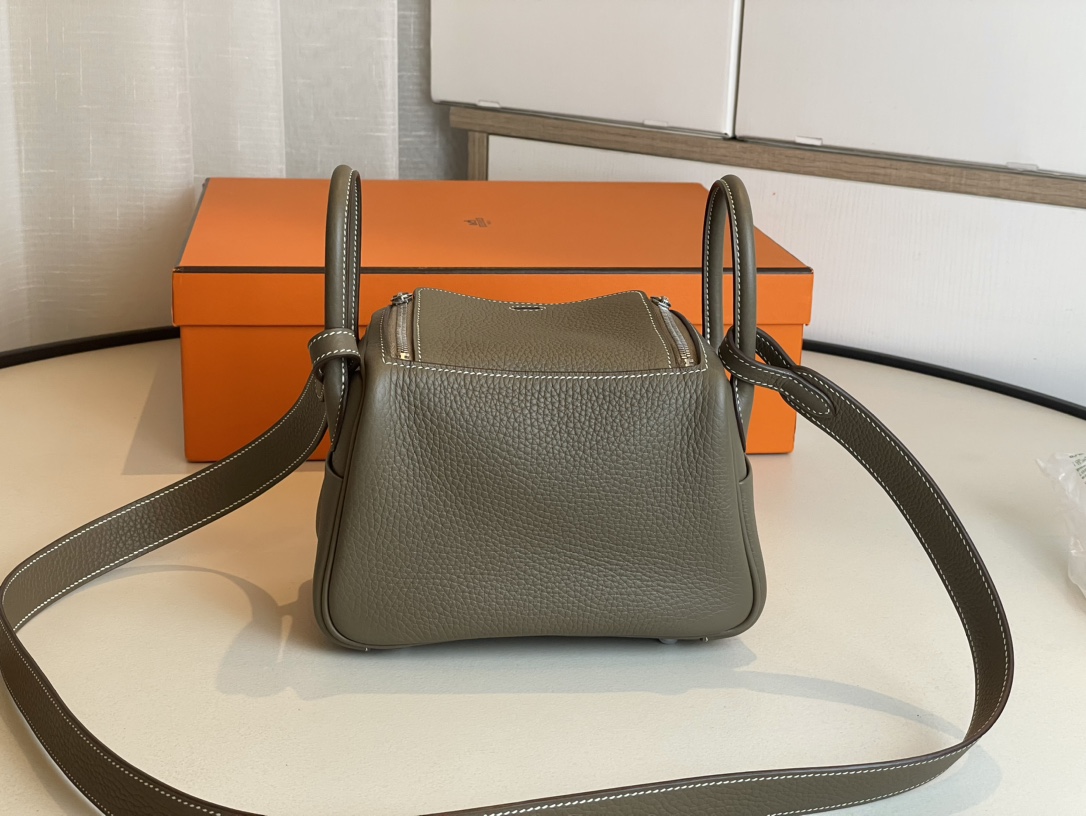 H**mes lindy 19-togo leather-19cm