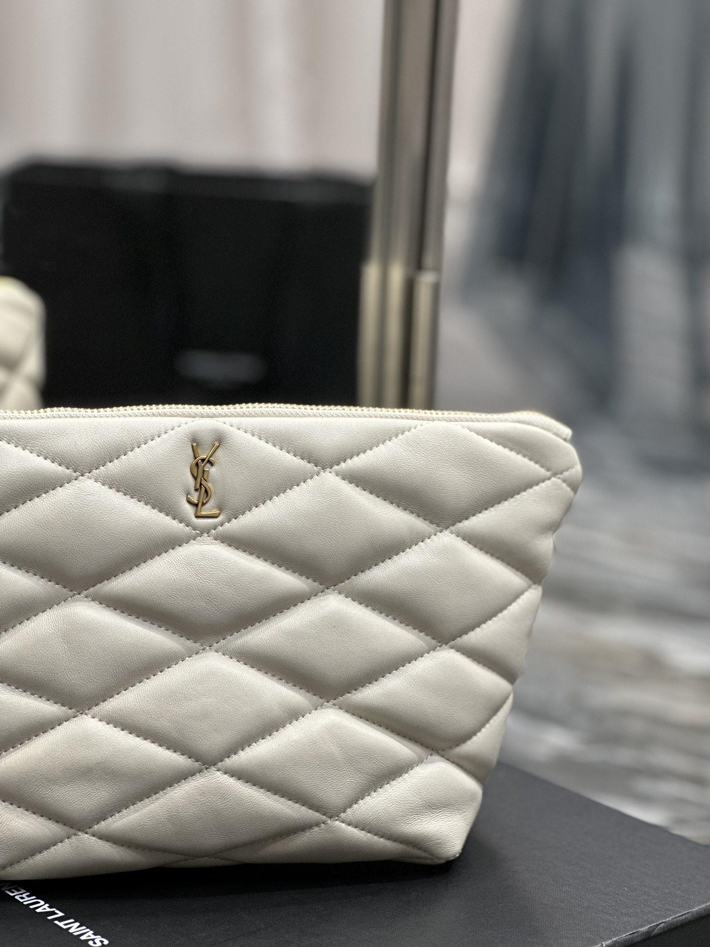 Y*L sade pouch-26x19x11cm