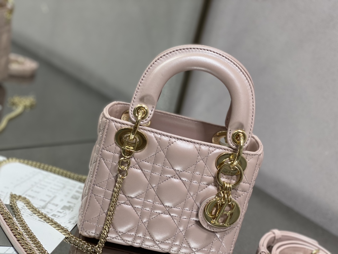 lady D*or mini-17*15*8cm