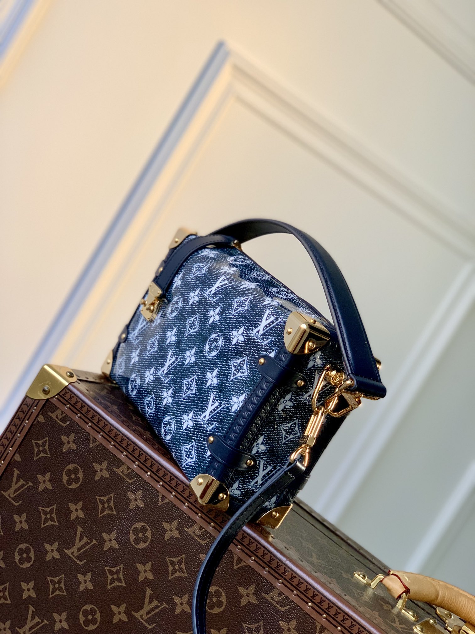 l0*is V*t0n side trunk pm- m22944-21×14×6cm