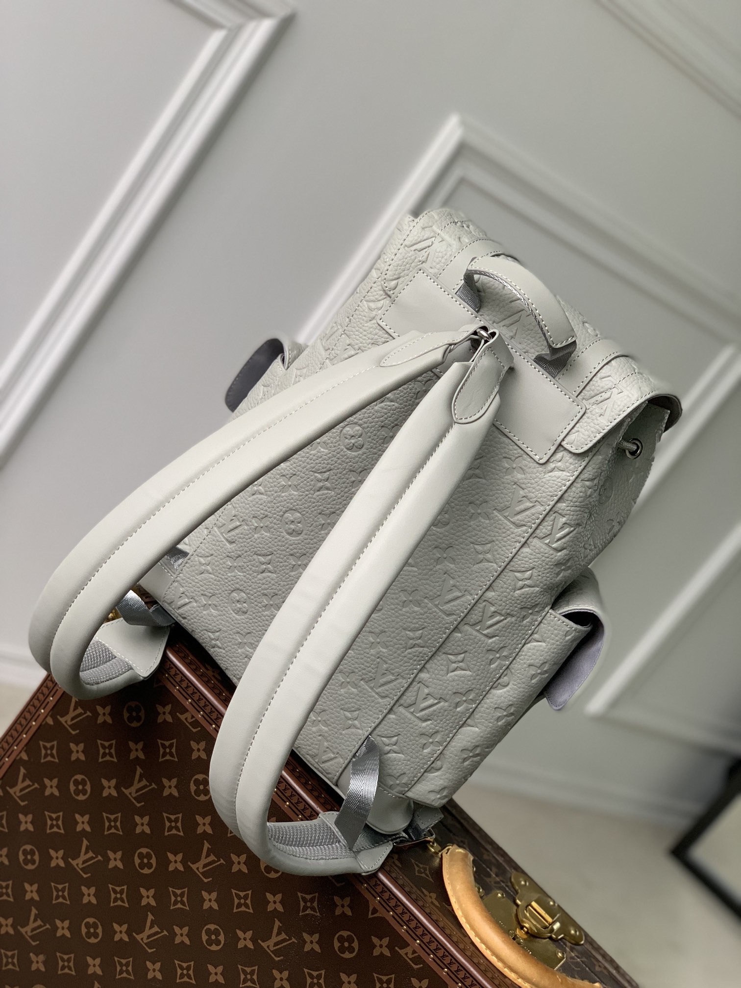 l0*is V*t0n christopher backpack m46699-32*39*12cm