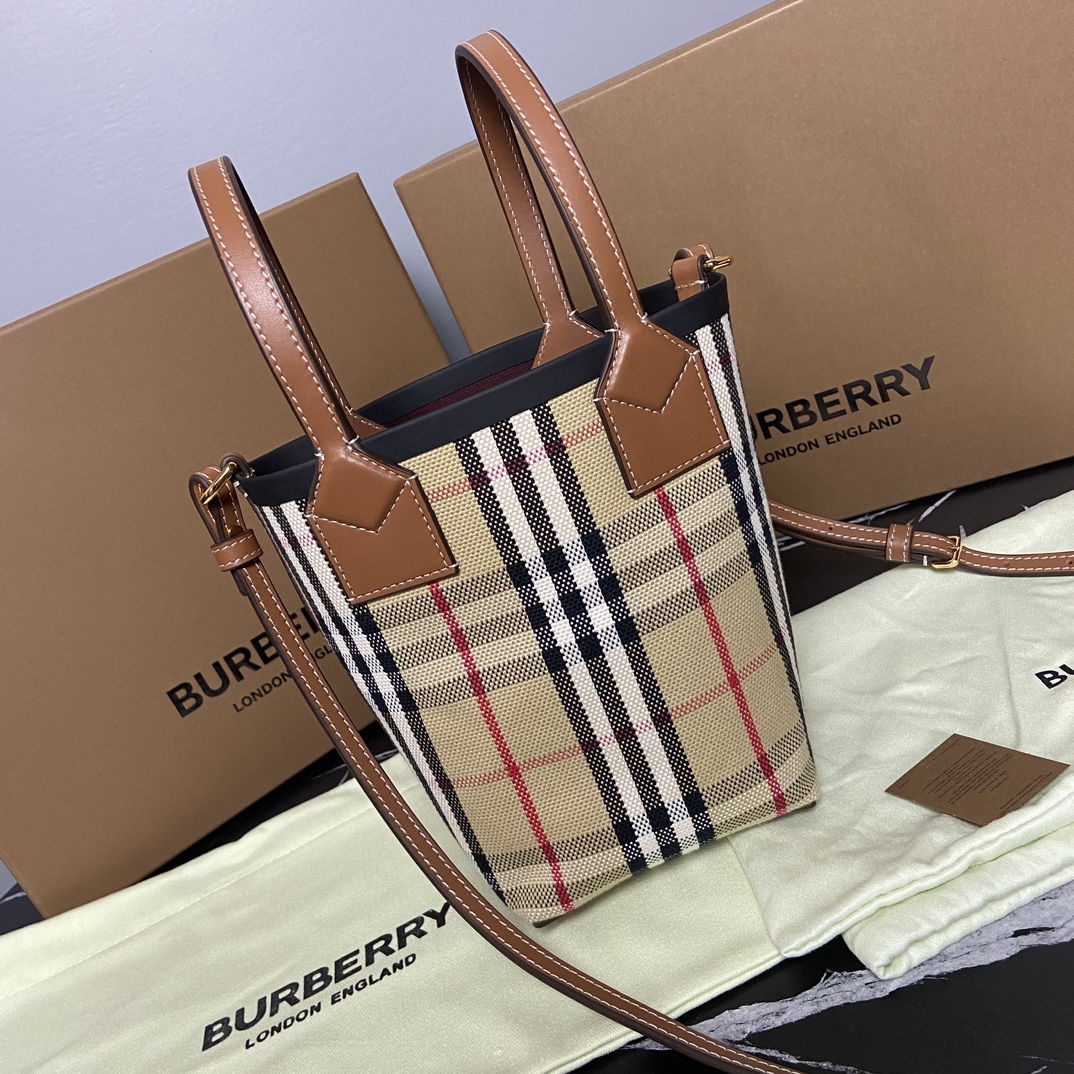 B**rry bucket bag-13*8.5*19.5cm