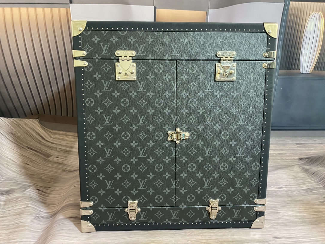 l0*is v*t0n cusT0m order small wine box (black flower + grey)-46*37*50cm