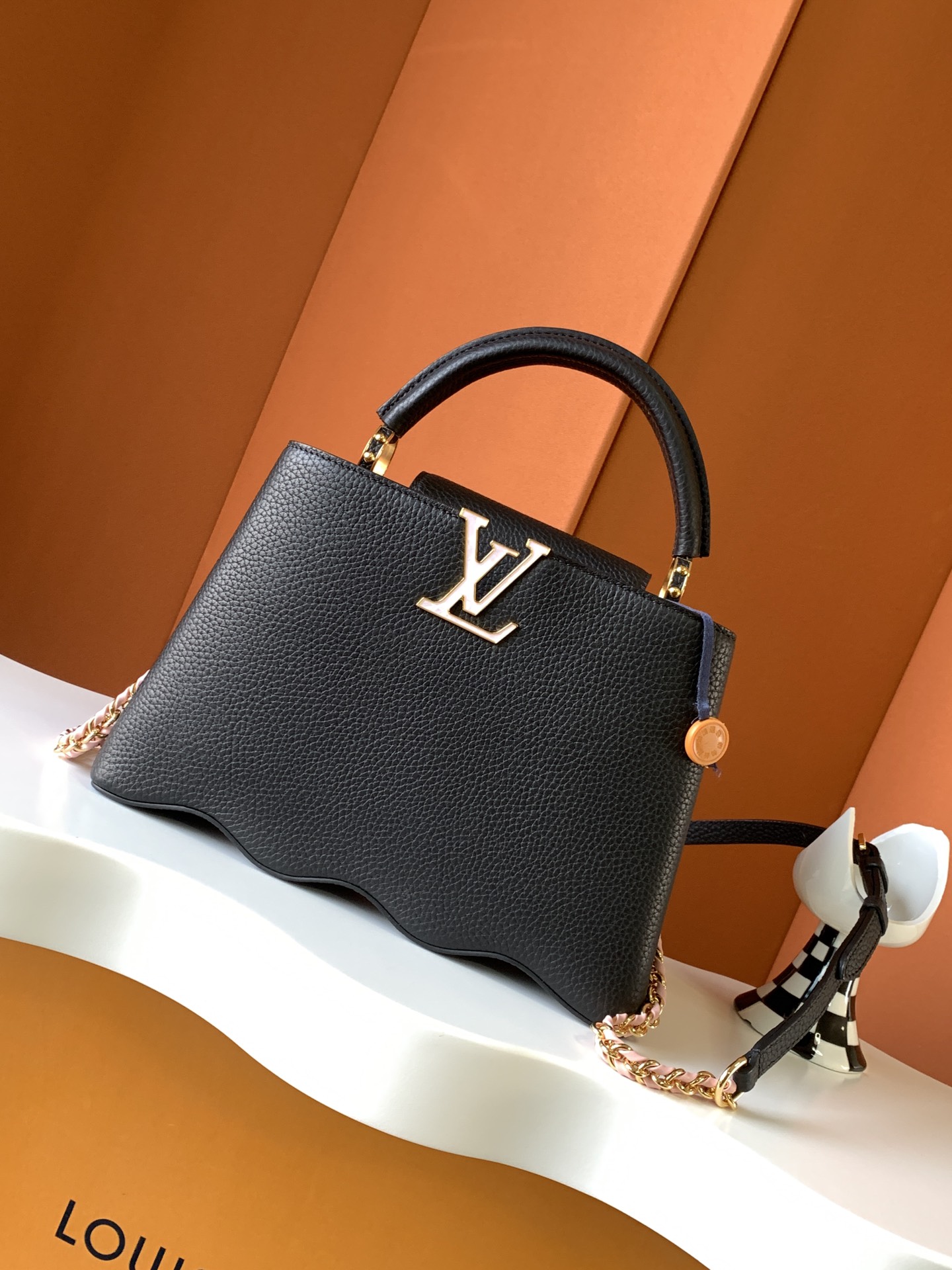 l0*is V*t0n capucines bb-27*18*9cm