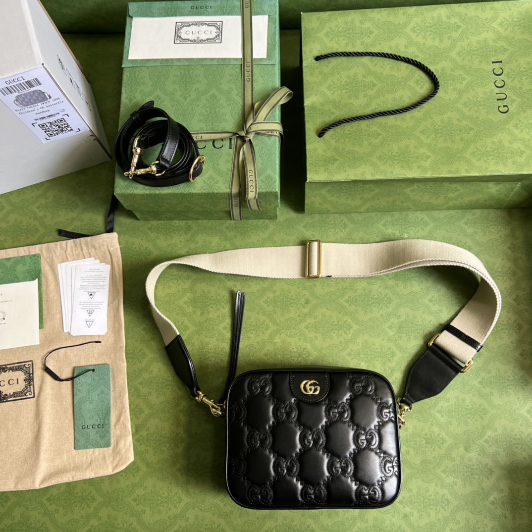 G*u*i ophidia bag-21.5x 17x 7.5cm