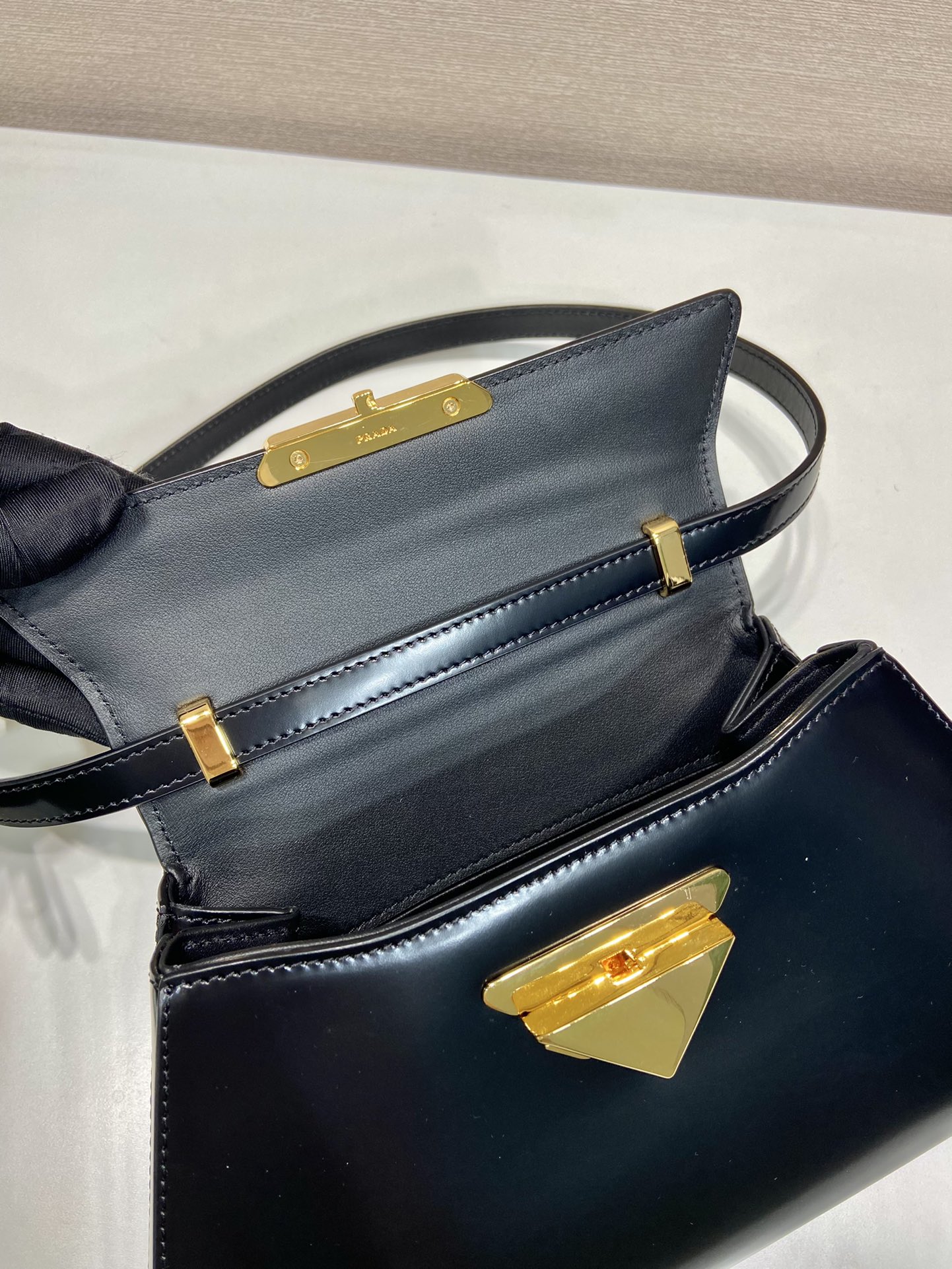 Pra*a bag-1bd343-28.5*14*7cm