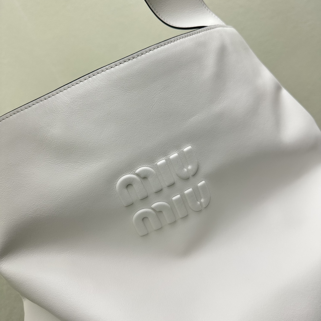 M*um*u hobo tote-38.5*11*39cm