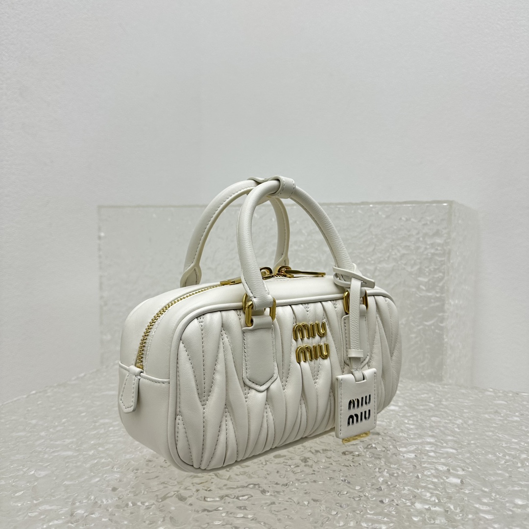M*um*u vintage rectangular bag-23*12*8cm