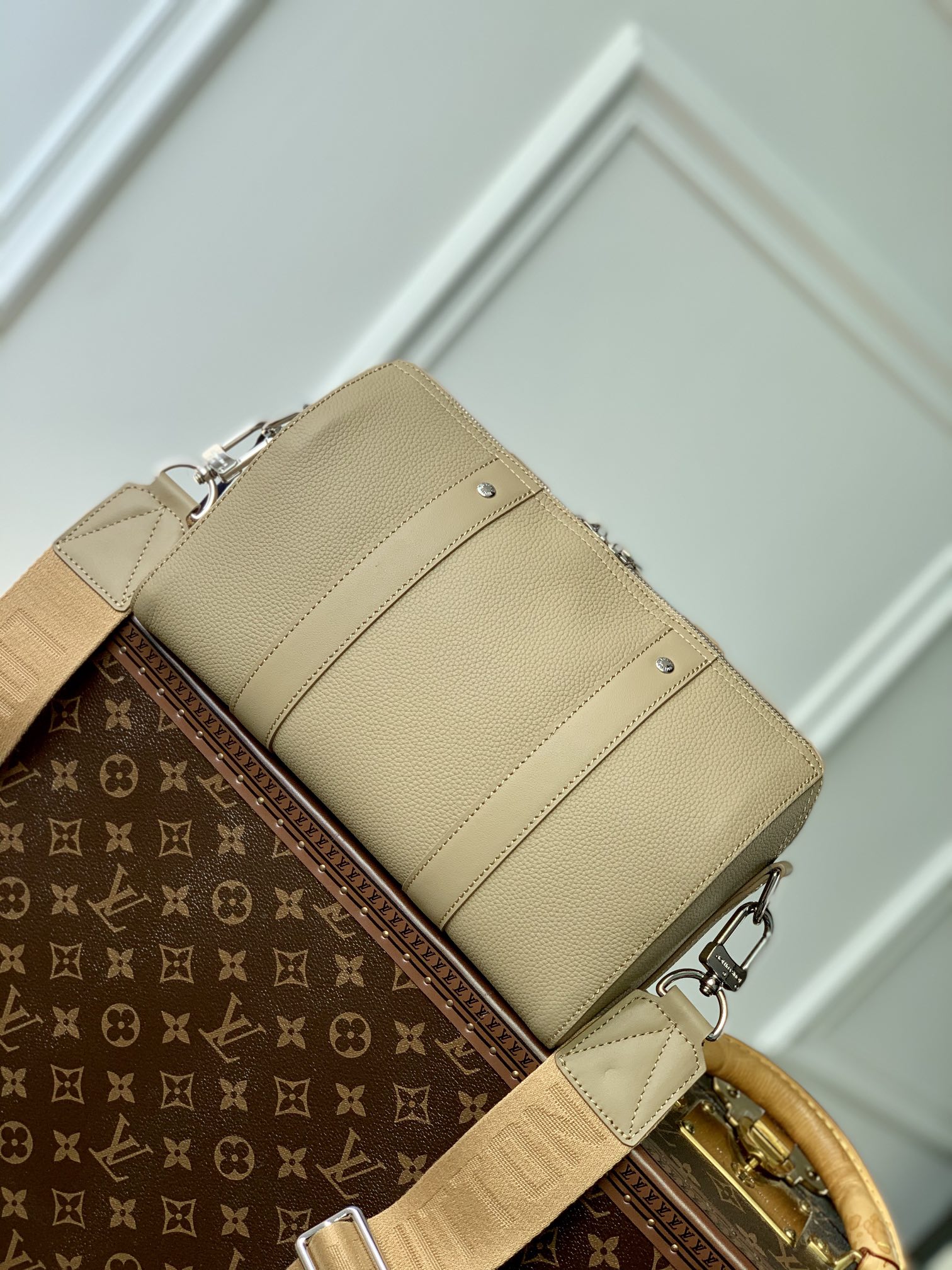 l0*is V*t0n city keepall-27x17x13cm