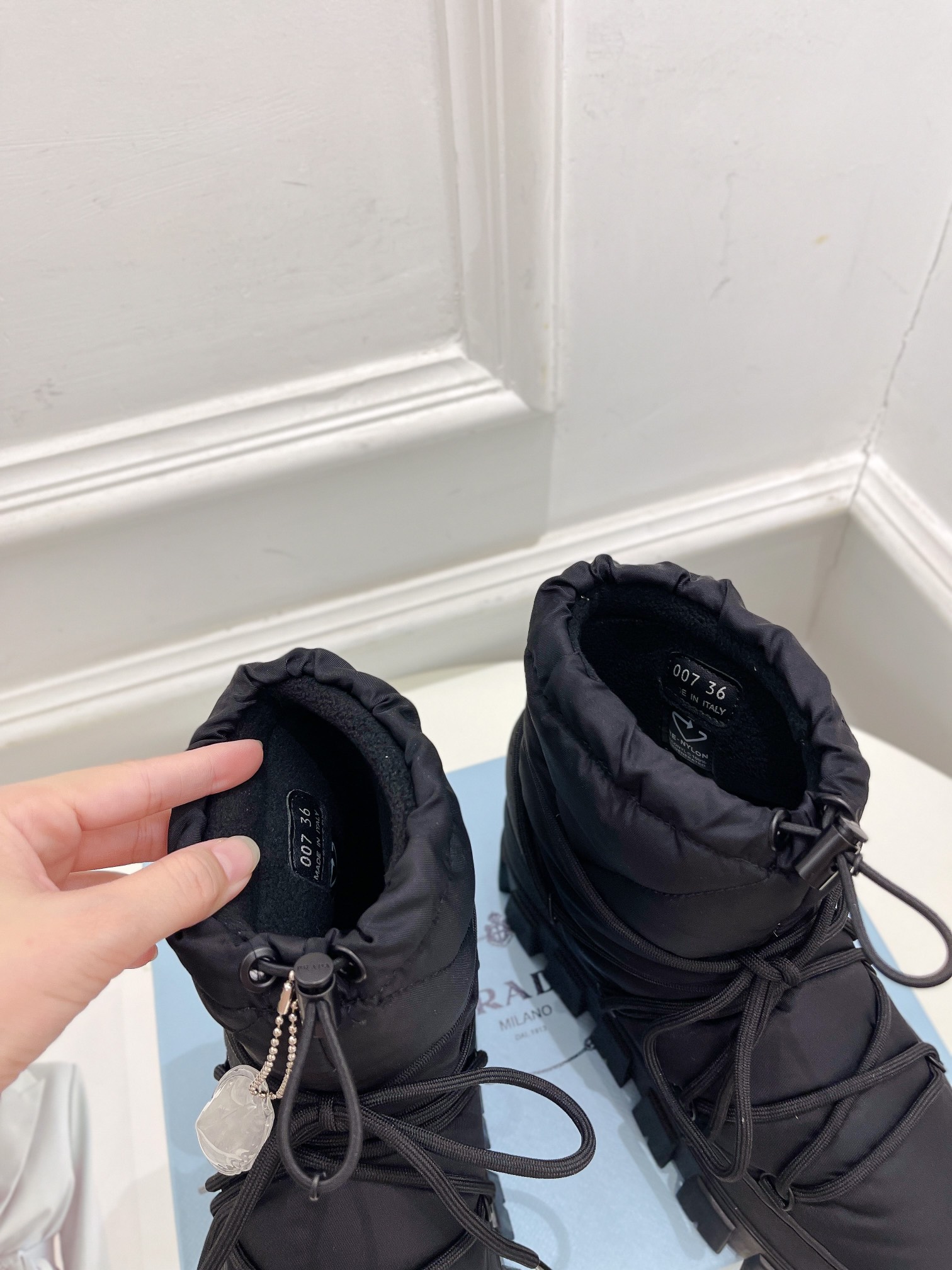 Pra*a boots 2023ss