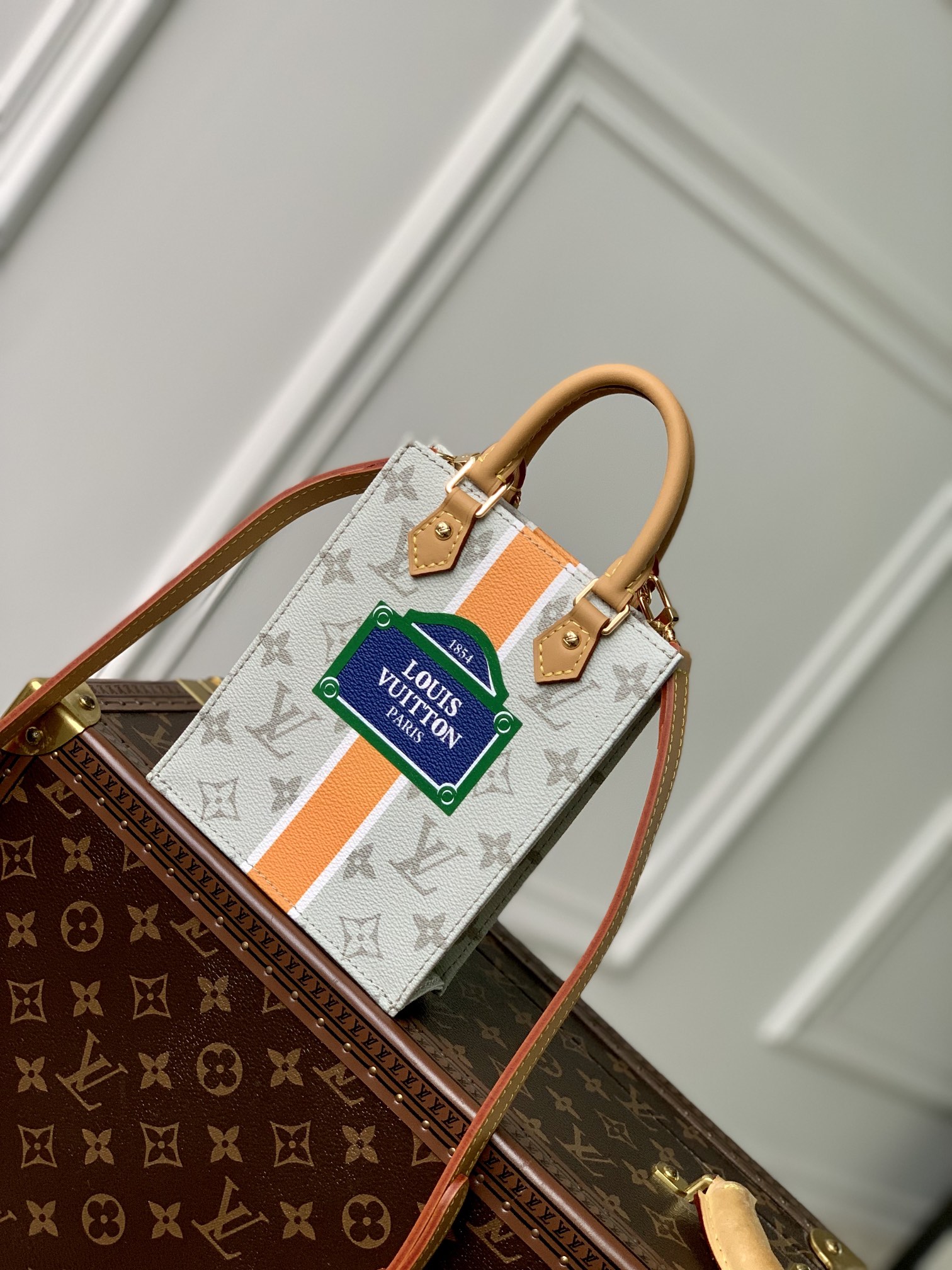 l0*is V*t0n petit sac plat -14 x 17 x 5cm