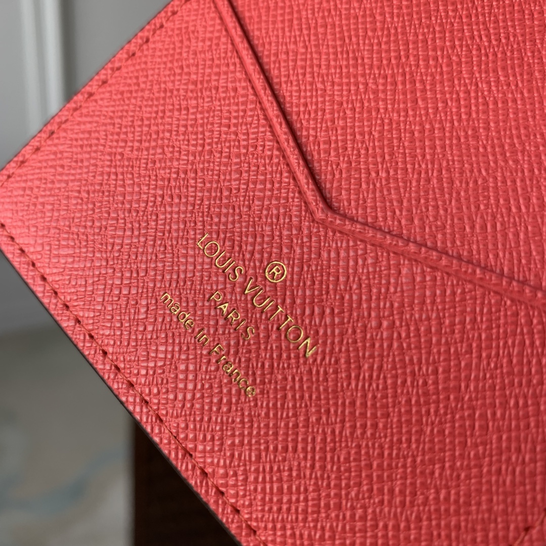 l0*is V*t0n passport card holder-14*10.5cm