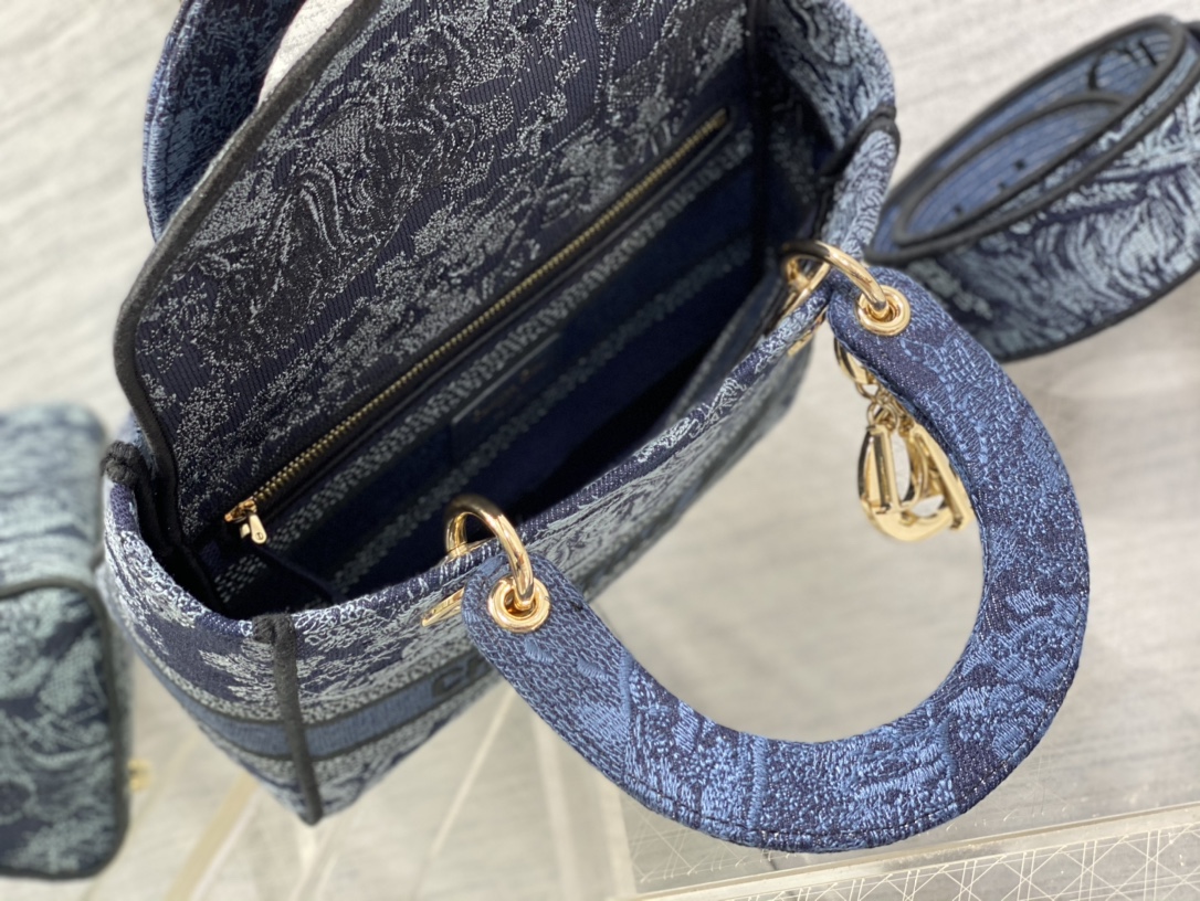 lady D*or handle bag-24cm