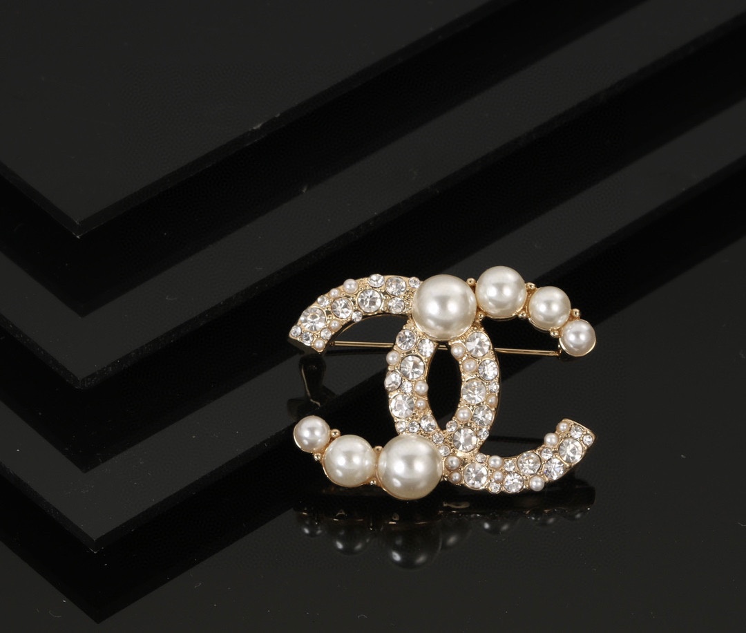 Ch@nel Brooch