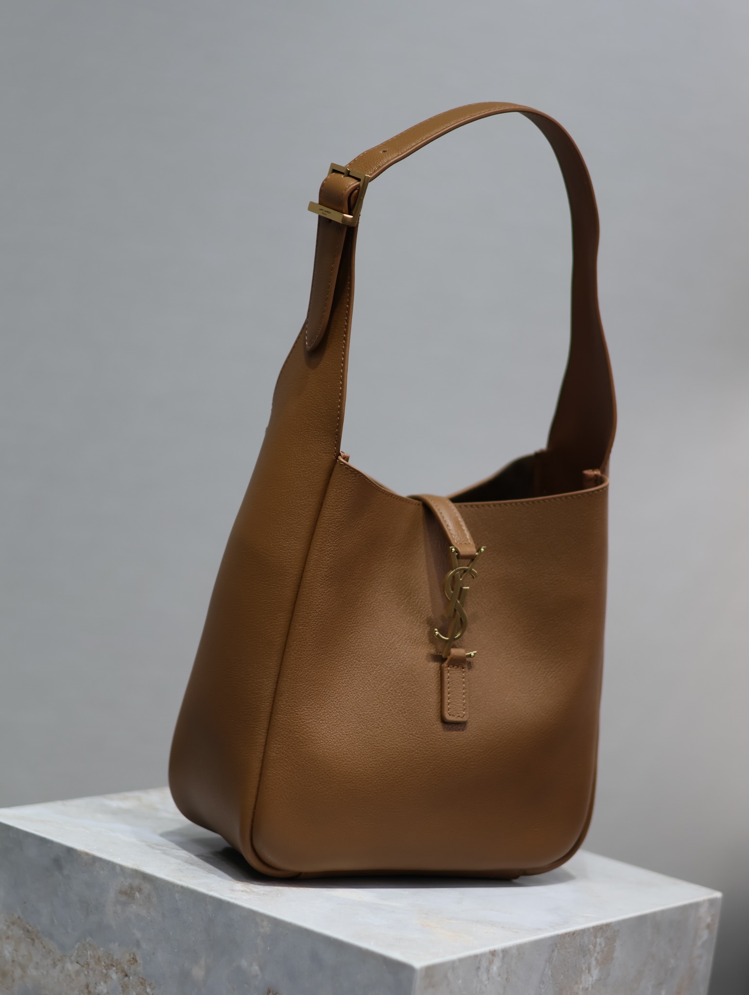 Y*L le5a7 vintage bag-23×22×8.5cm