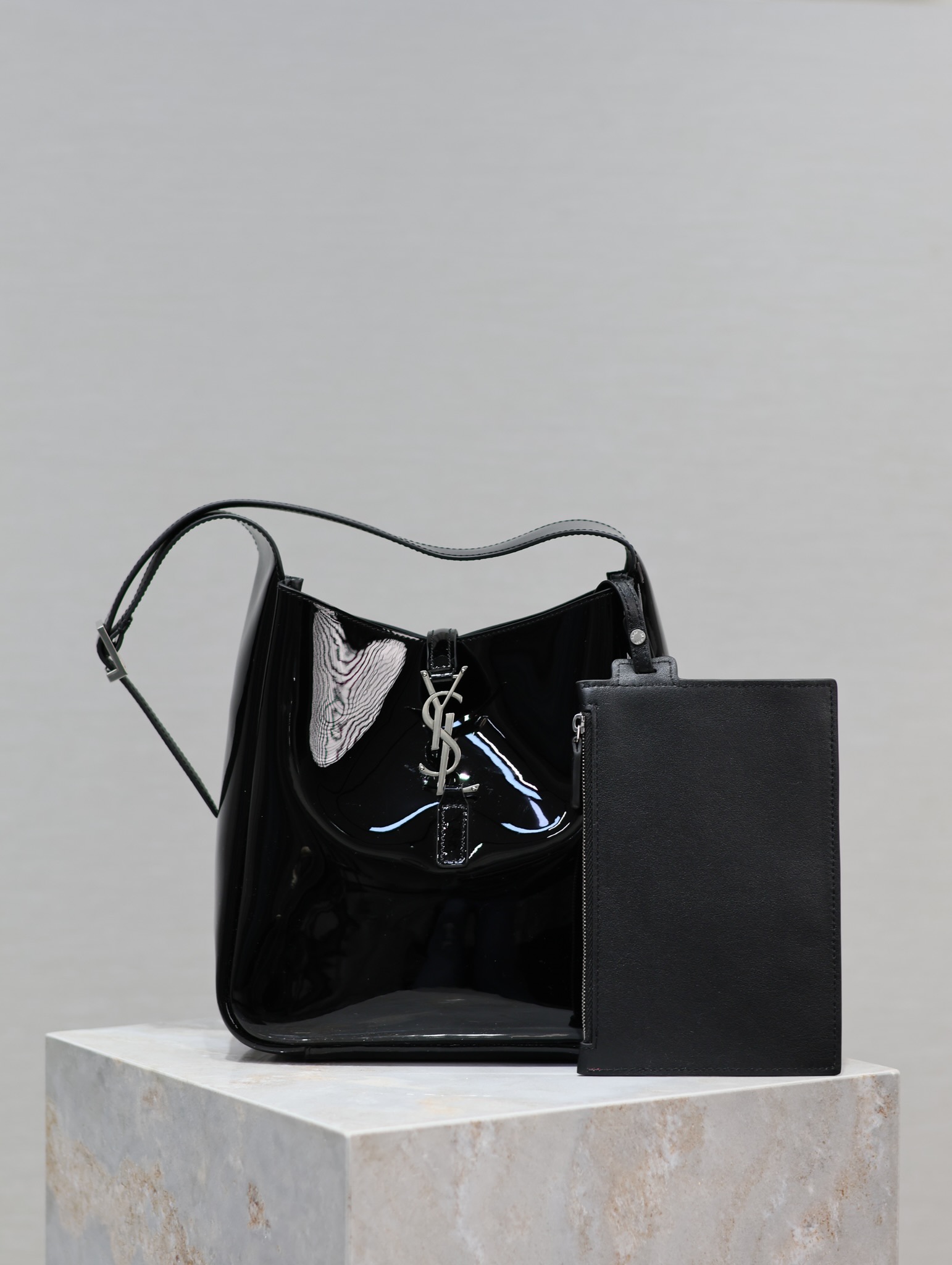 Y*L le5a7 vintage bag-23×22×8.5cm
