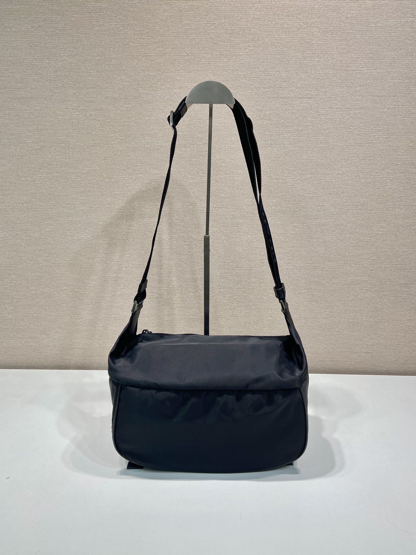 Pra*a 2vh99 messenger bag-27*15.5*14cm