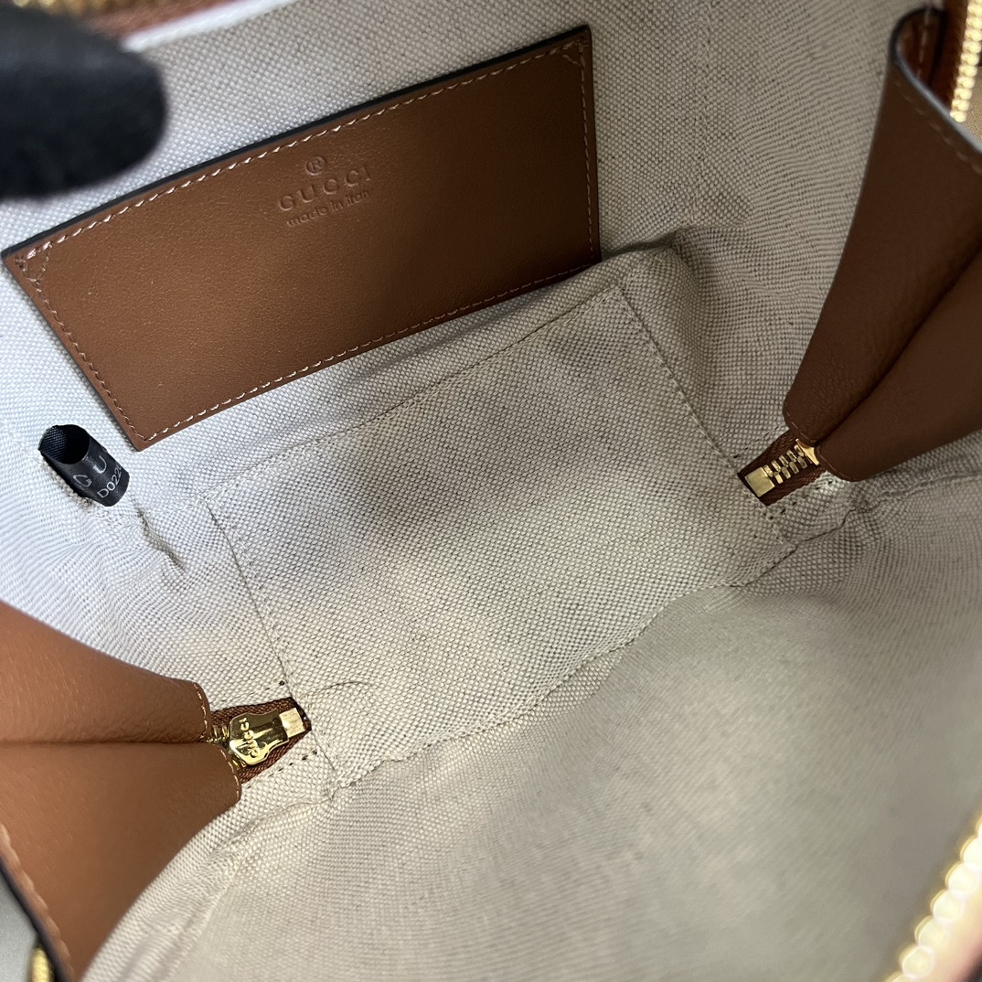 G*u*i blondie shoulder bag-17*15*9cm