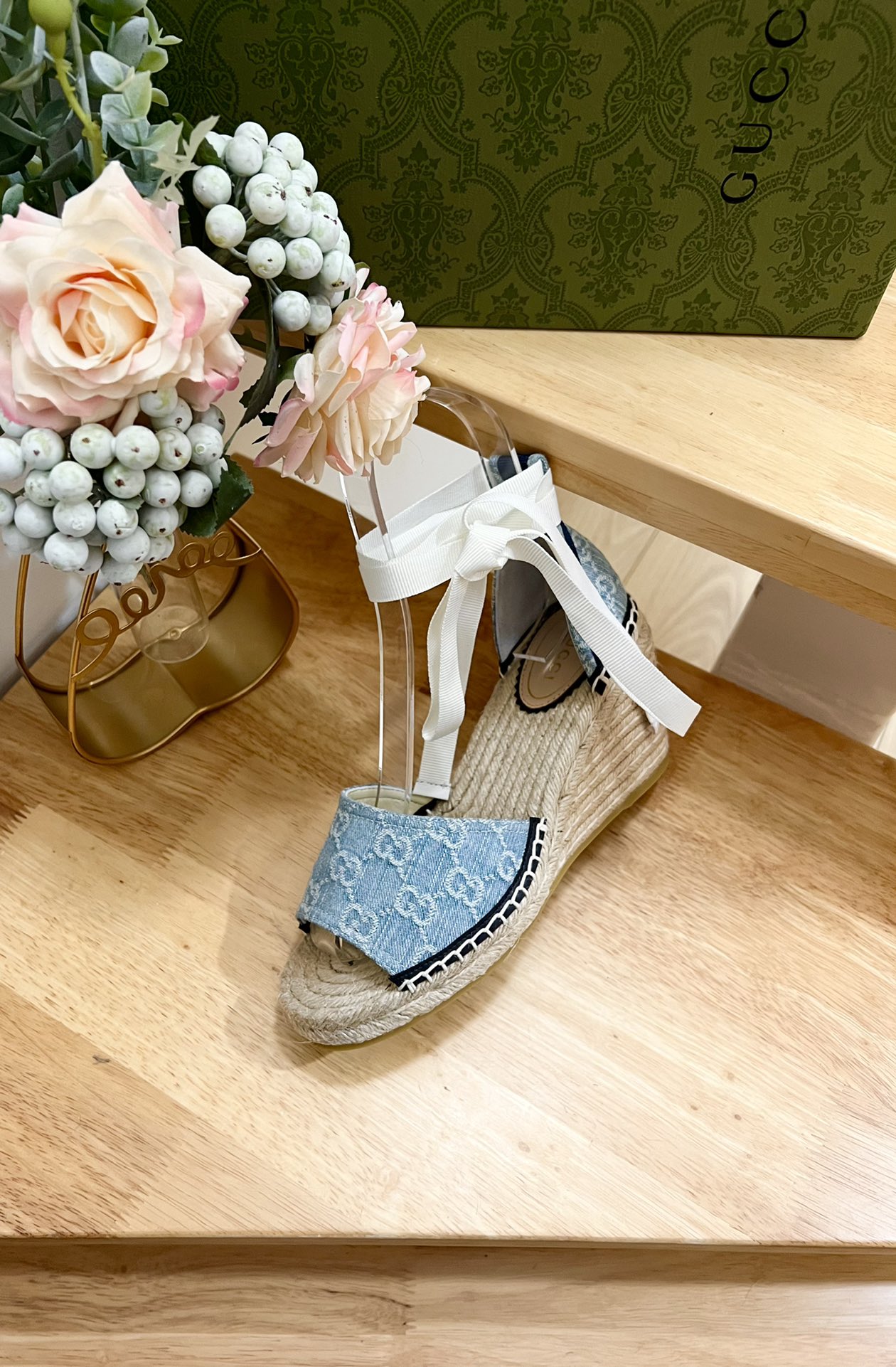 G*u*i 2024ss sandals