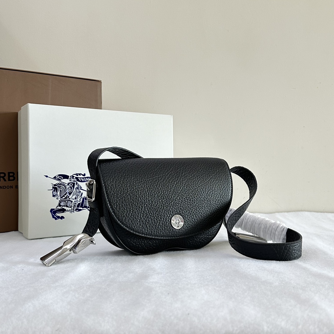 B**rry ches bag-25*6.5*17.5cm