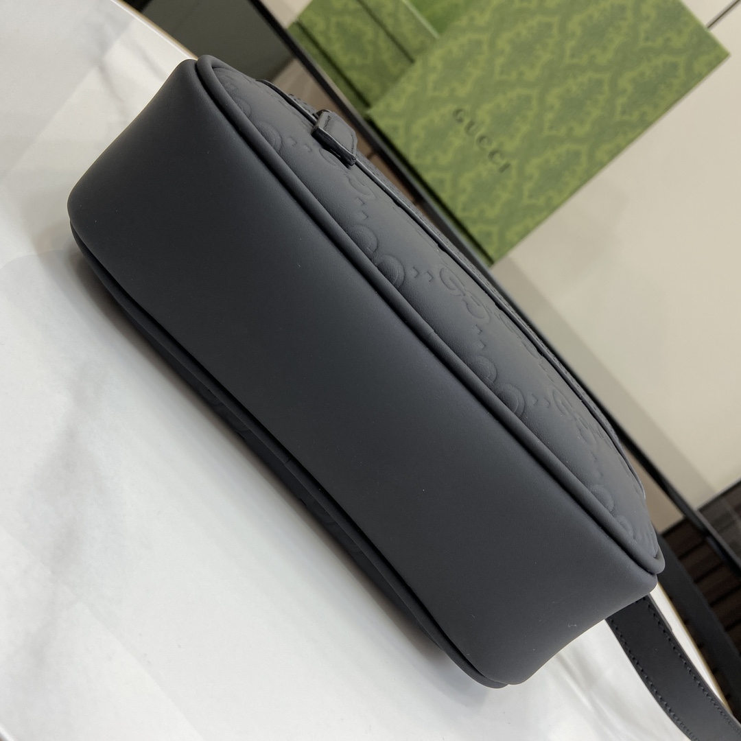 G*u*ishoulder bag-13*19*5.5cm