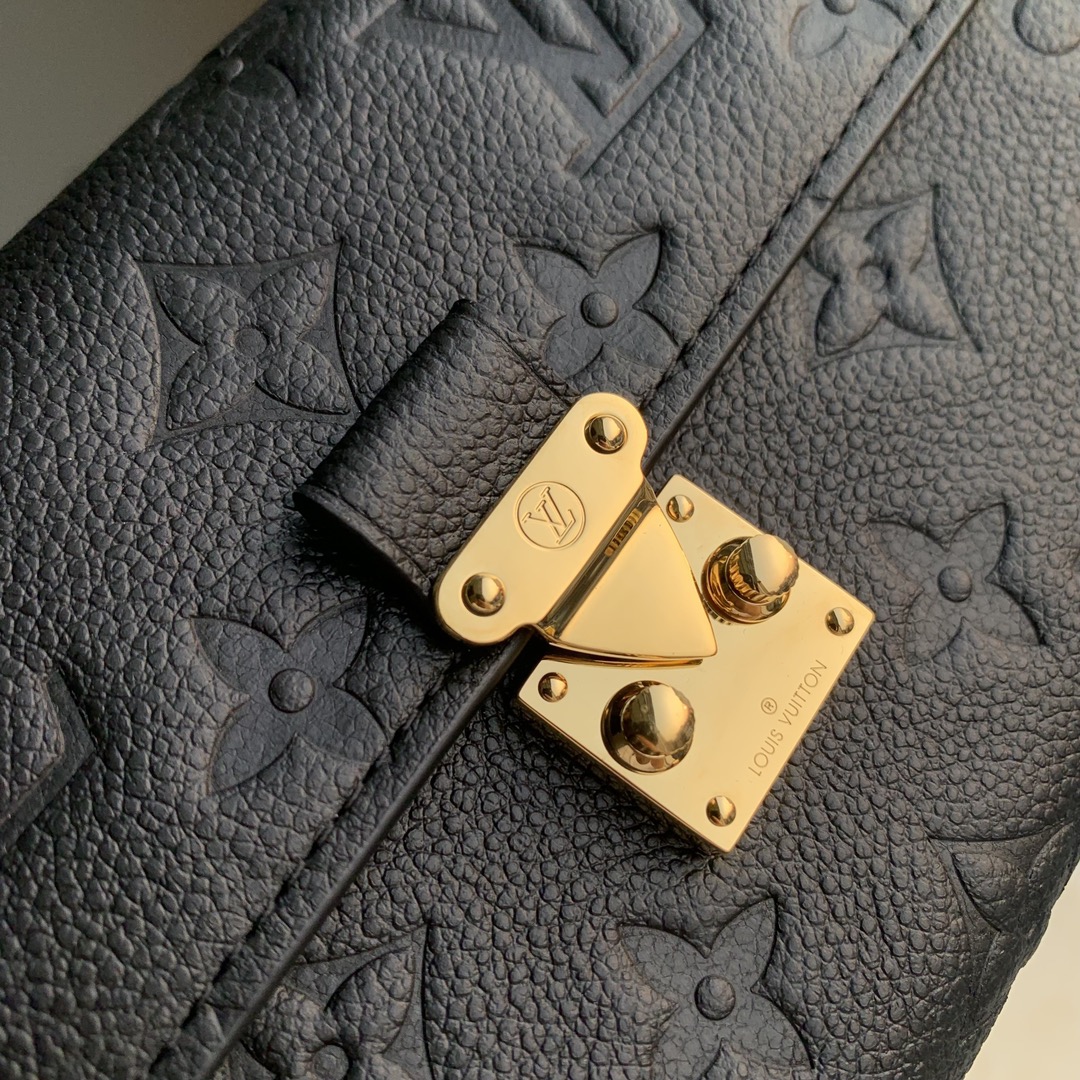 l0*is V*t0n wallet-19*11*3cm