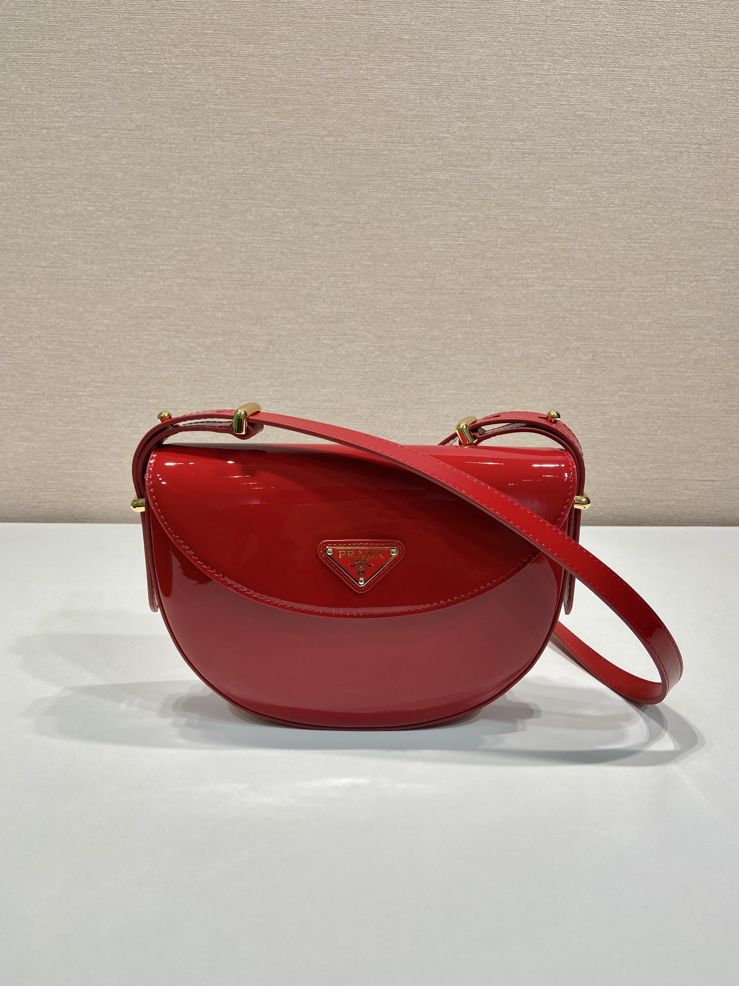 Pra*a 1ba349 saddle bag-21*17*6cm
