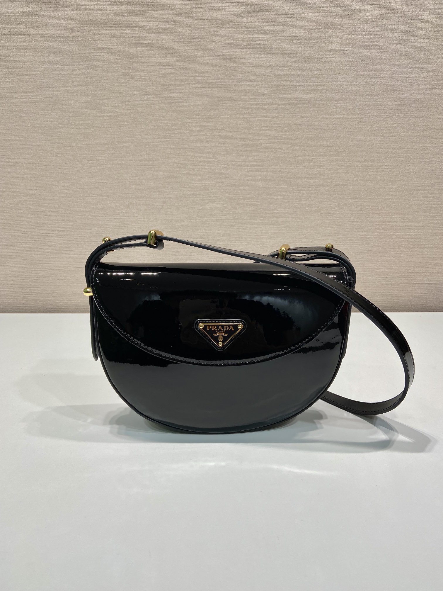 Pra*a 1ba349 saddle bag-21*17*6cm