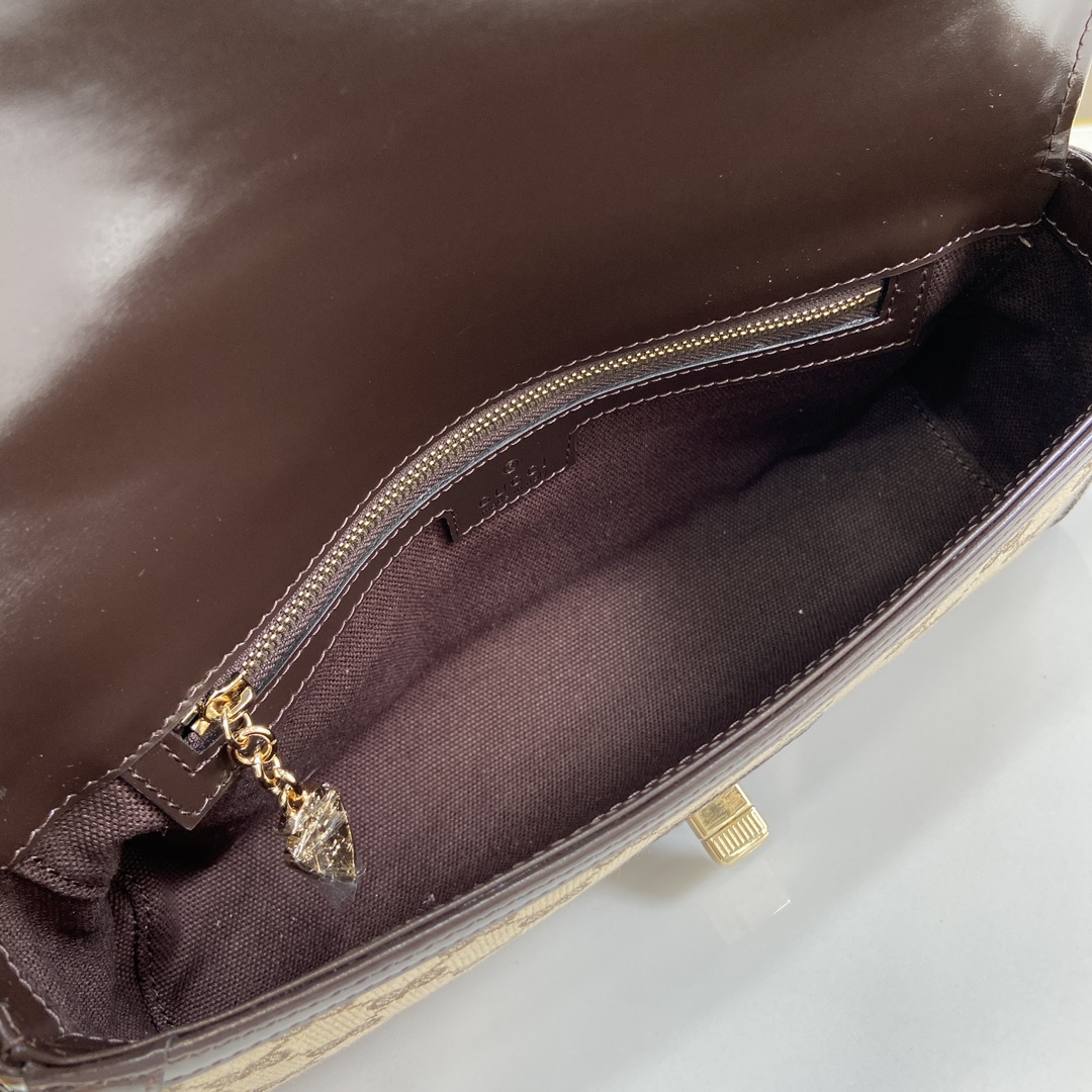G*u*i luce bag-12.5*27.5*6.5cm