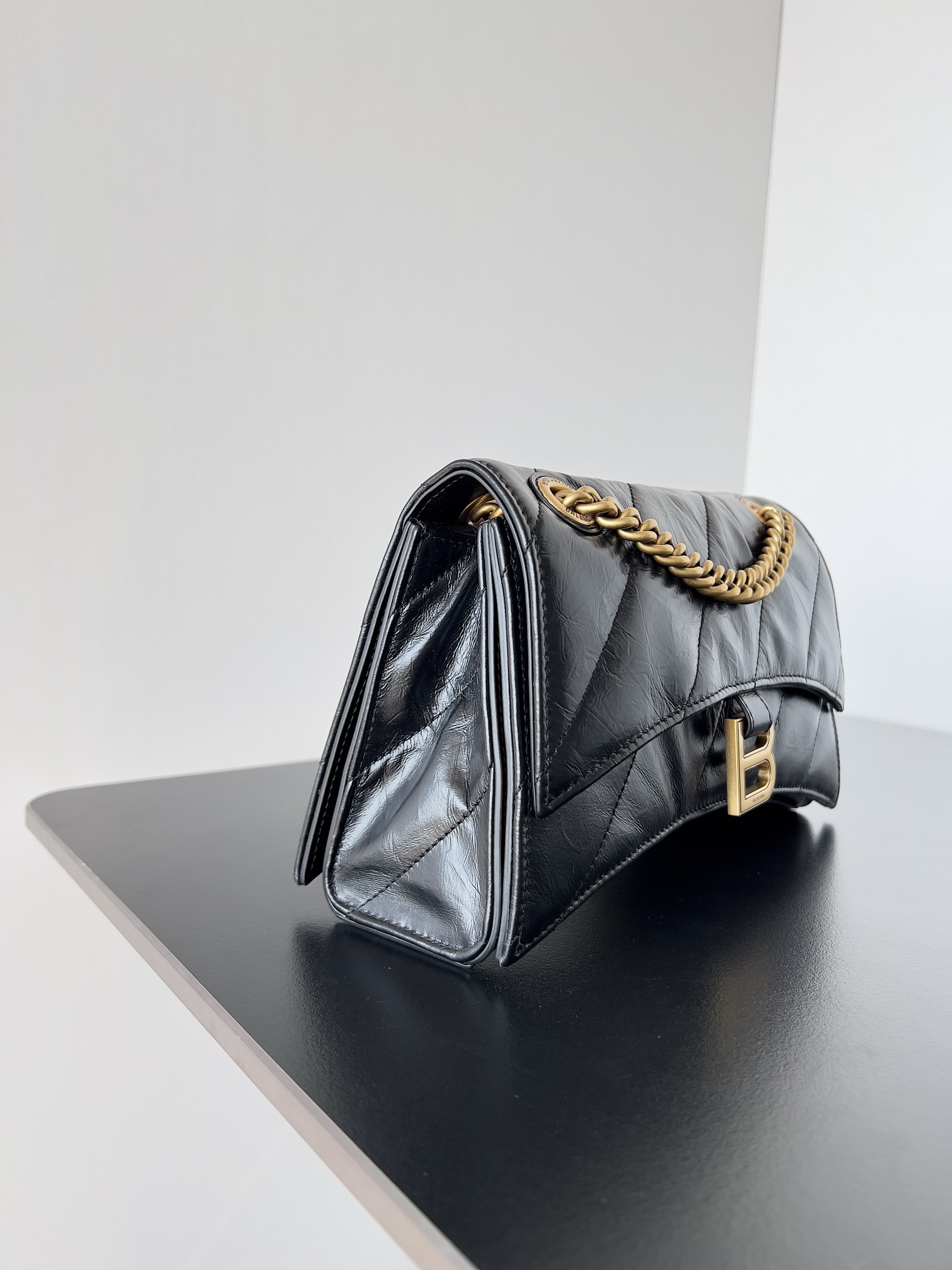 Ba*len*cia*ga crush chain bag-25.5*10*15.5cm