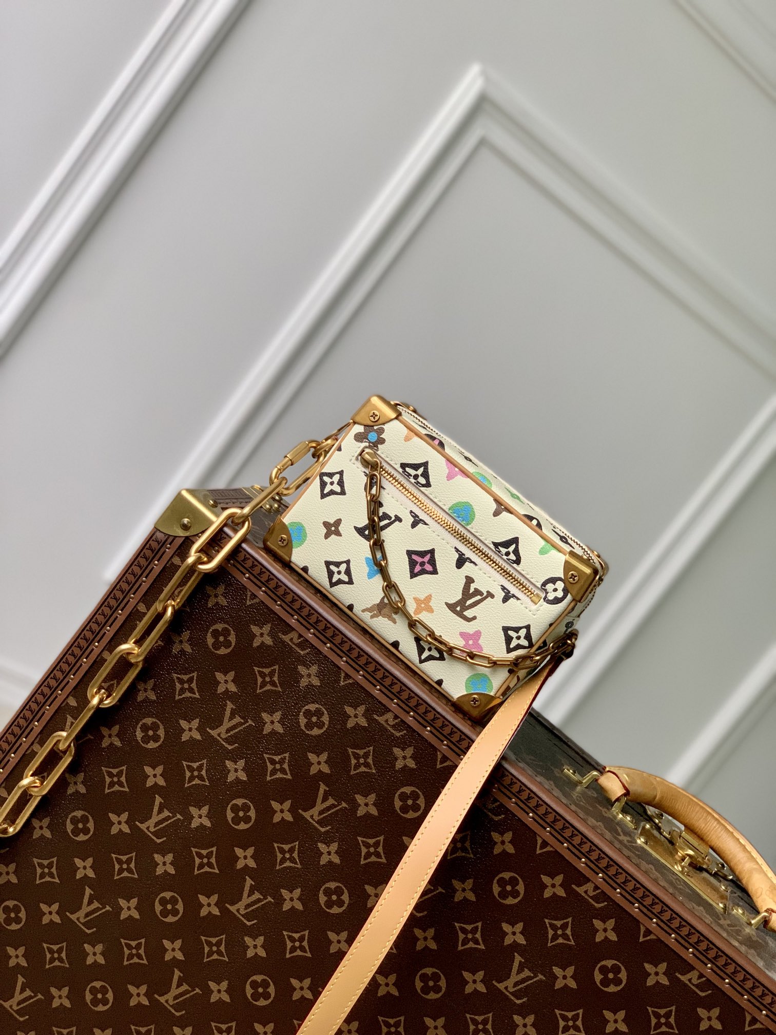 l0*is V*t0n mini soft trunk m25132-18.5 x13x8cm