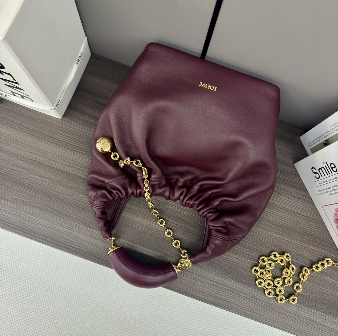 L0ew* squeeze bag-29*24*10.5cm