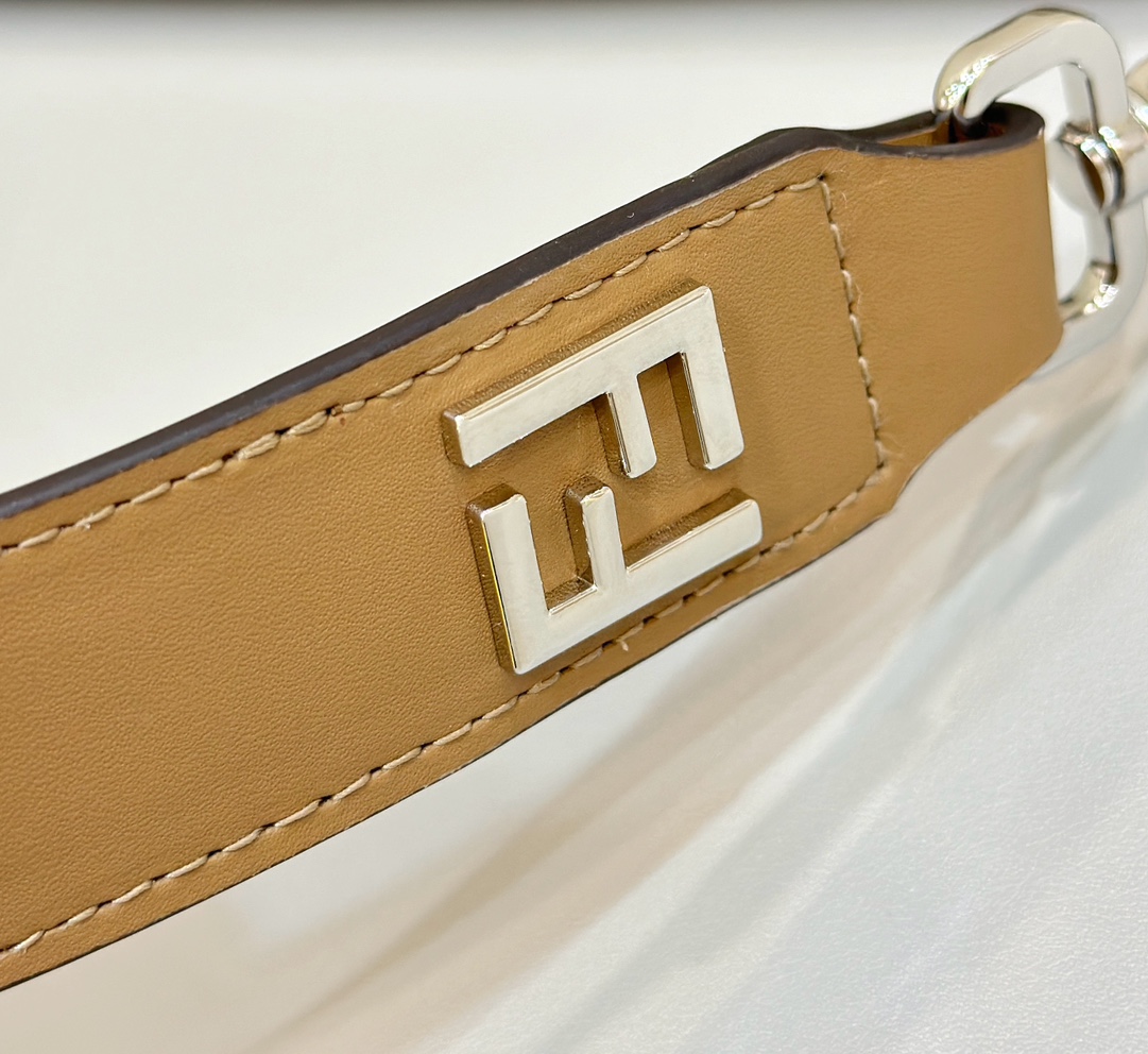 F**di baguette bag-33.5x23cm