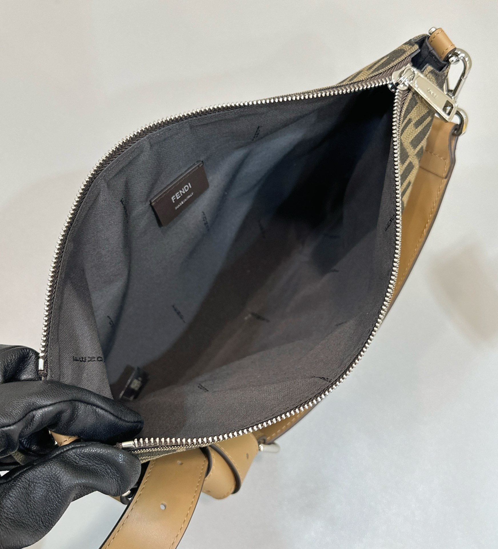 F**di baguette bag-33.5x23cm
