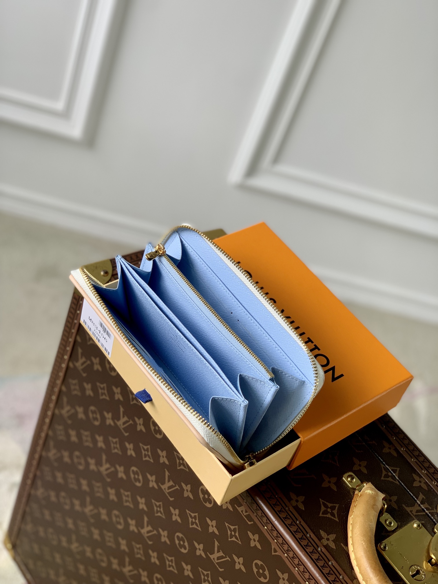 l0*is V*t0n wallet m83456-19.5 x 10.5 x 2.5cm