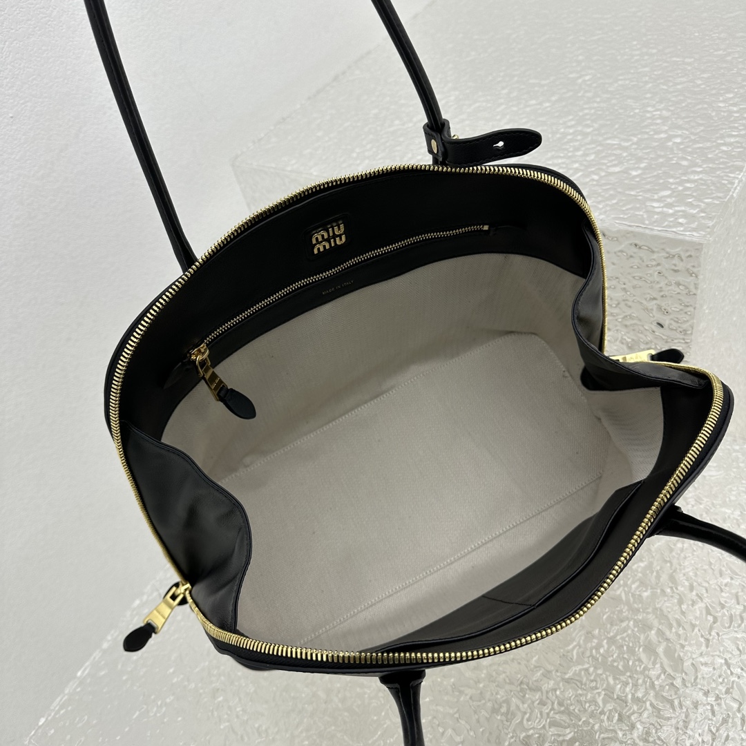 M*um*u casual style plain leather elegant style bridal logo-39*17*28cm