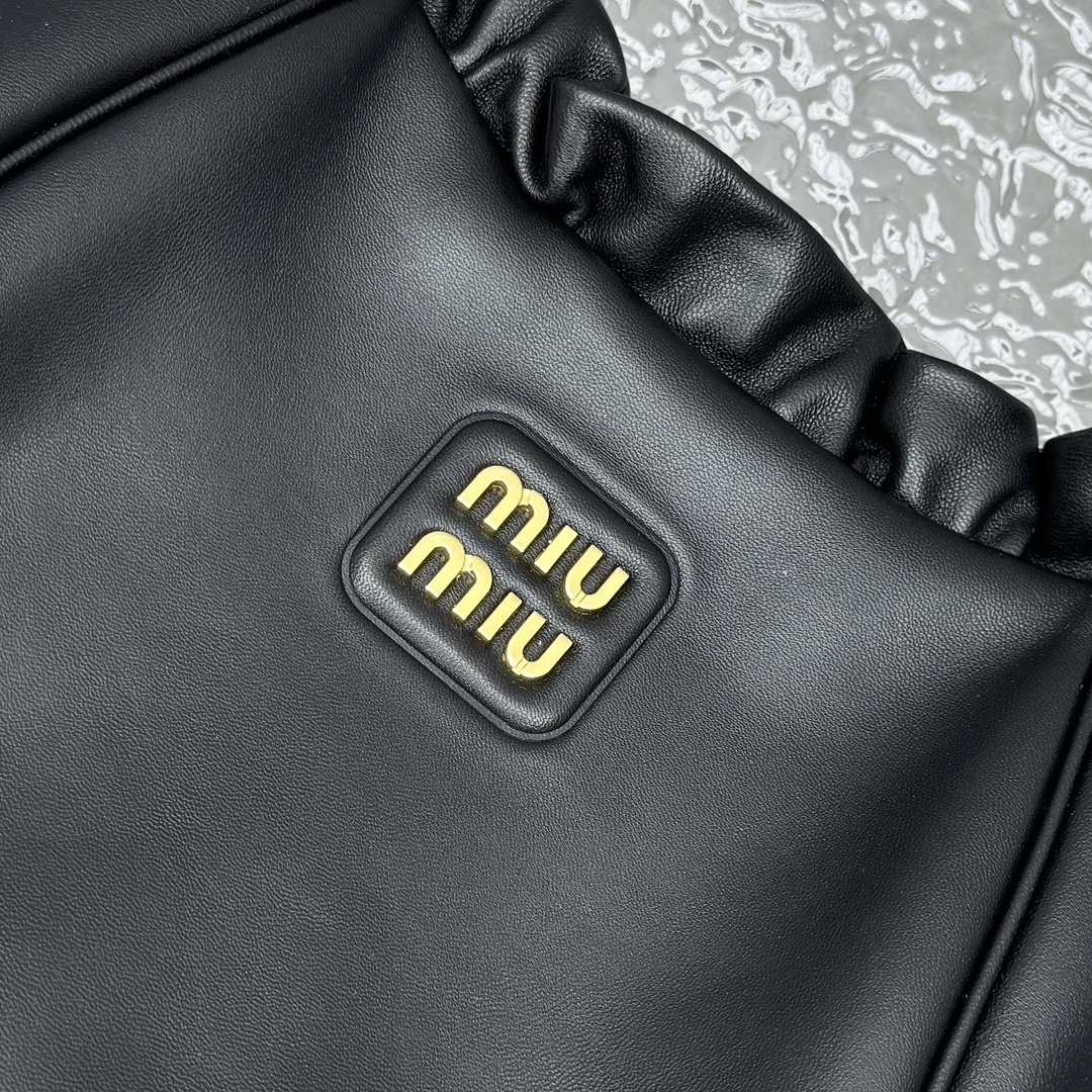 M*um*u wrinkle dumpling bag-38*19*7cm
