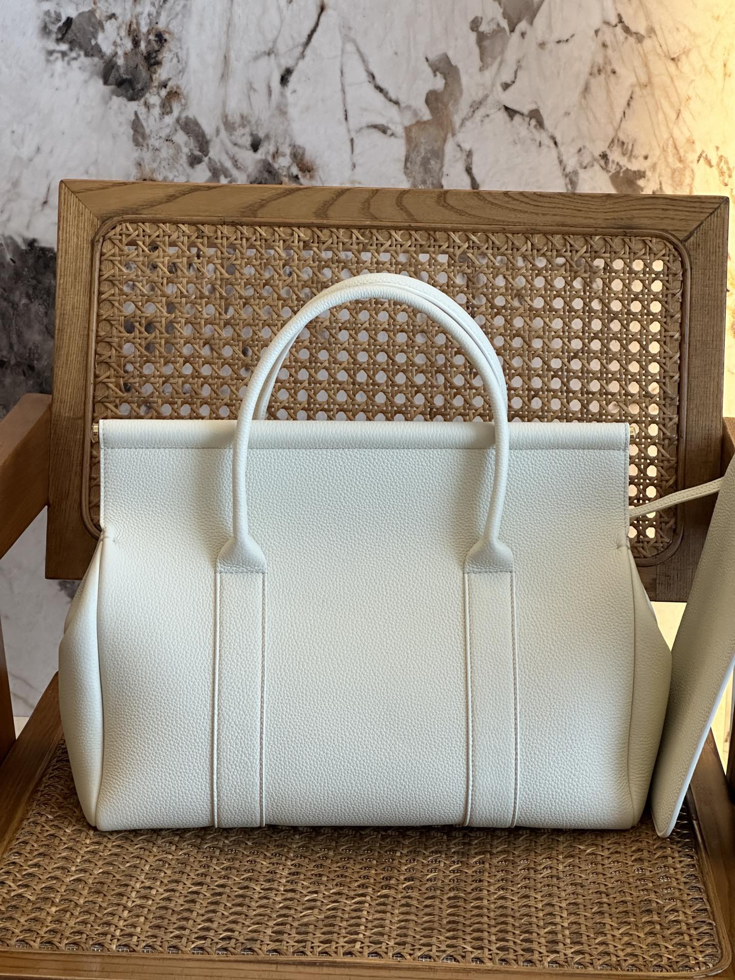 L**o p*ana loom bag l32-33 x 23 x 18cm