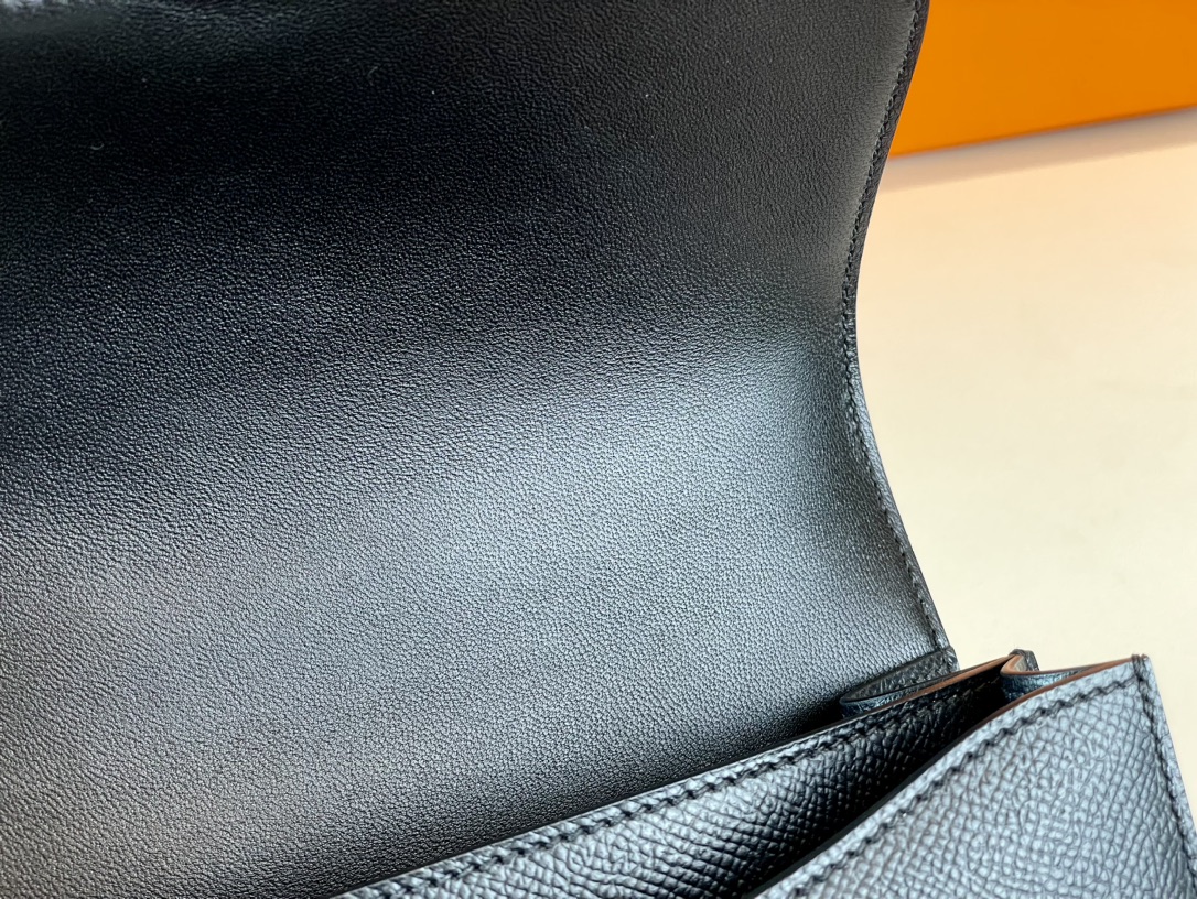 H**mes constance epsom leather-19cm