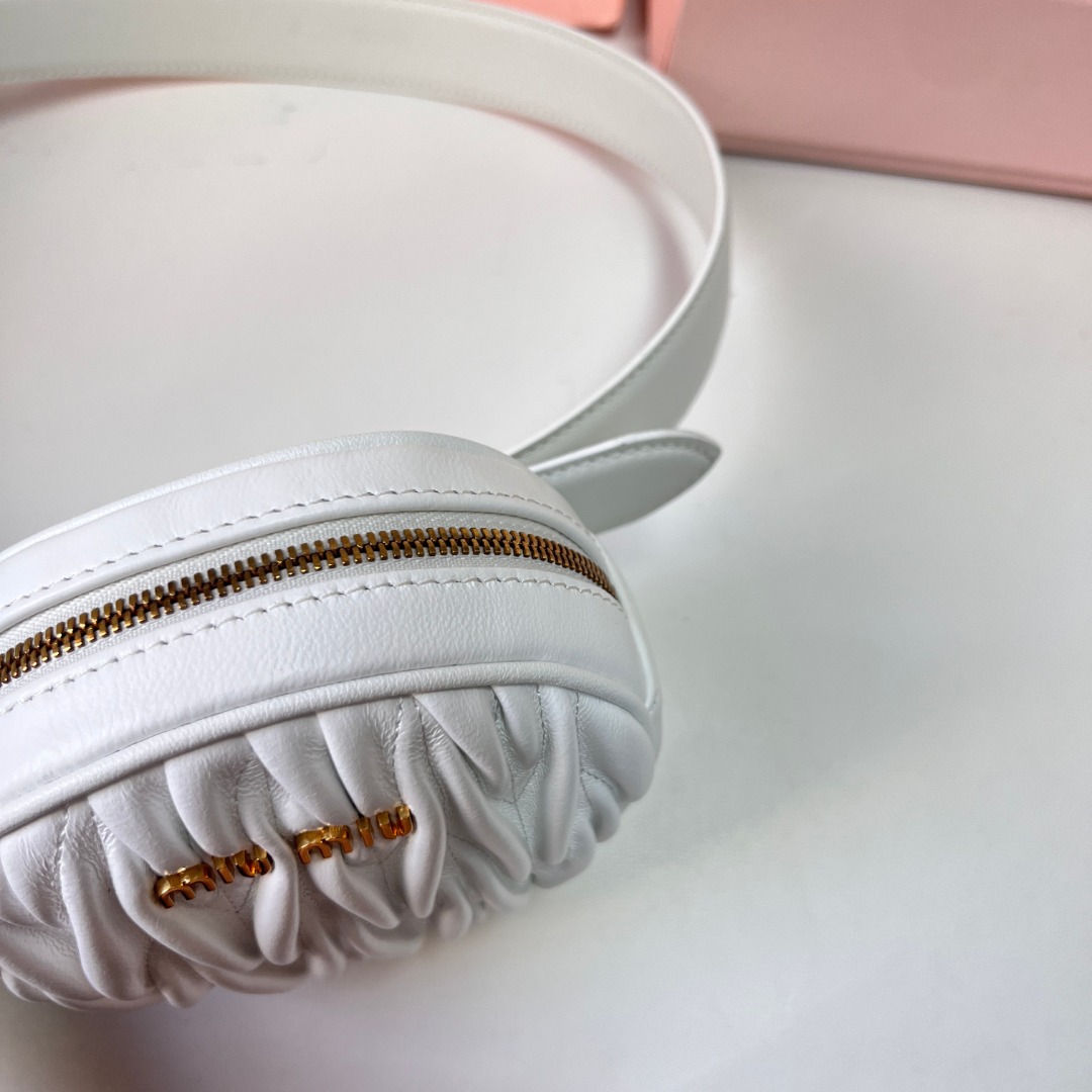 M*um*u belt bag