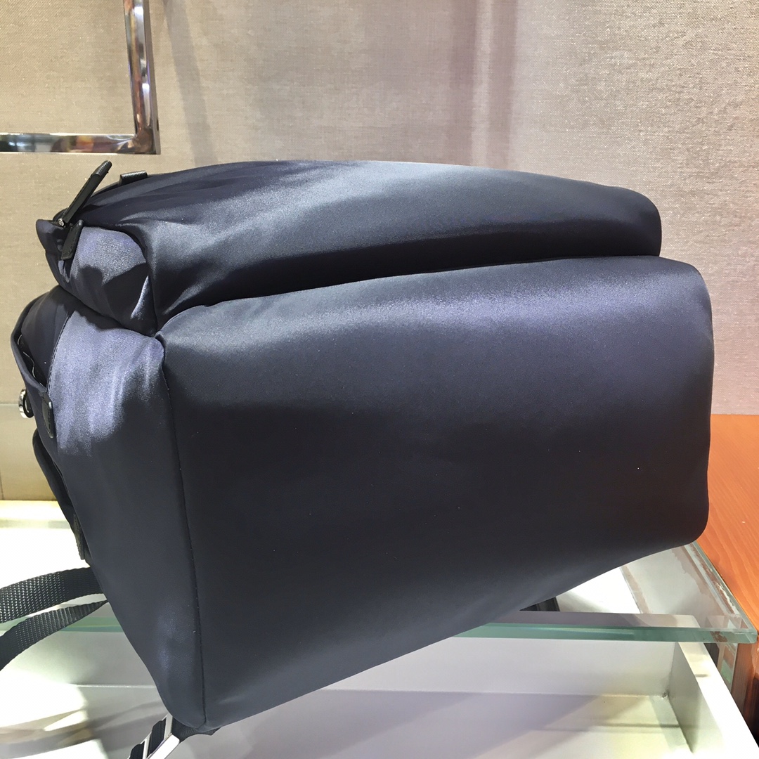 Pra*a saffiano backpack-2vz048-31*43.5*20cm
