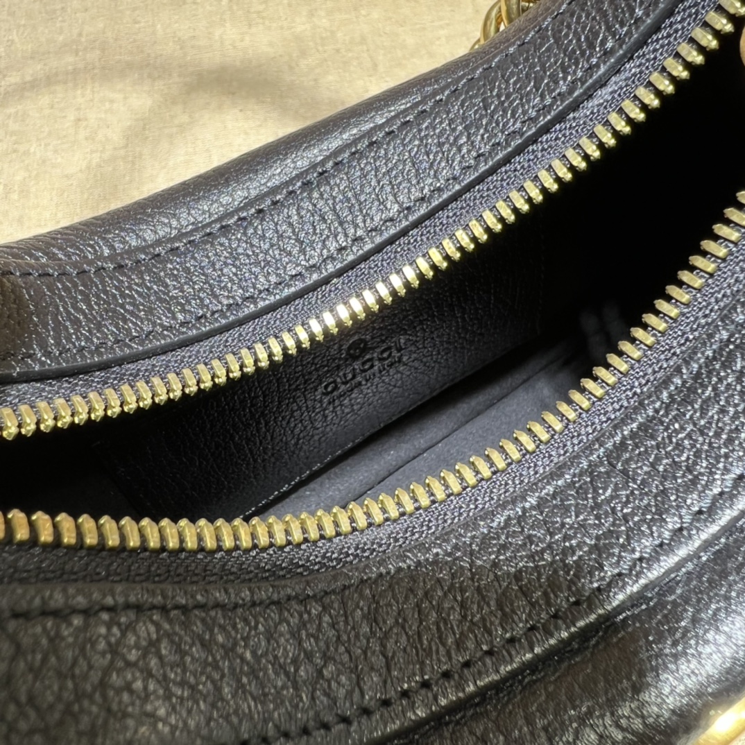 Gvc*1 cosmogonie bag-25*19*7cm