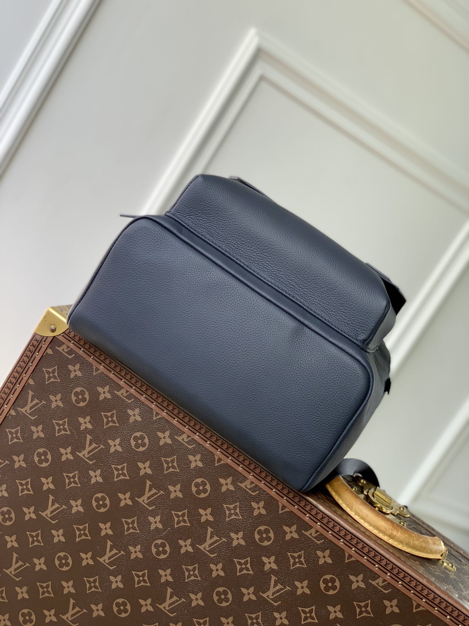 l0vis Vvtt0n aerogram backpack m22503-43*30*14cm