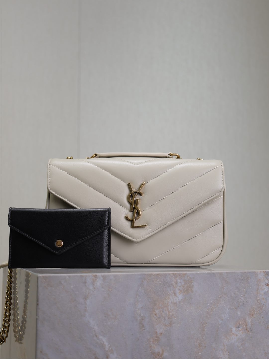 Y51 loulou bag- 24cm