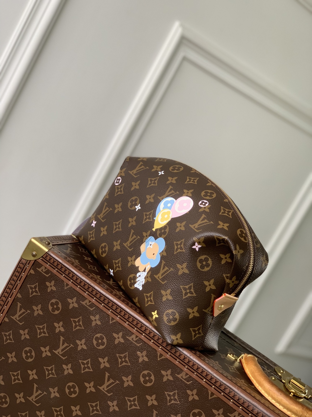 LV Cosmetic Pouch GM Other Monogram Canvas -18 x 9 x 27CM