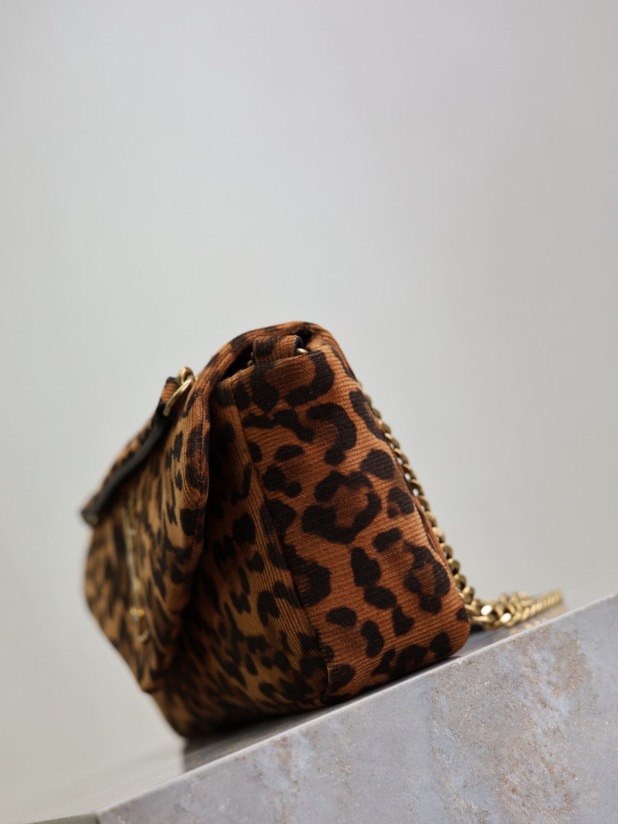 Y51 calypso bag-26×14×7cm
