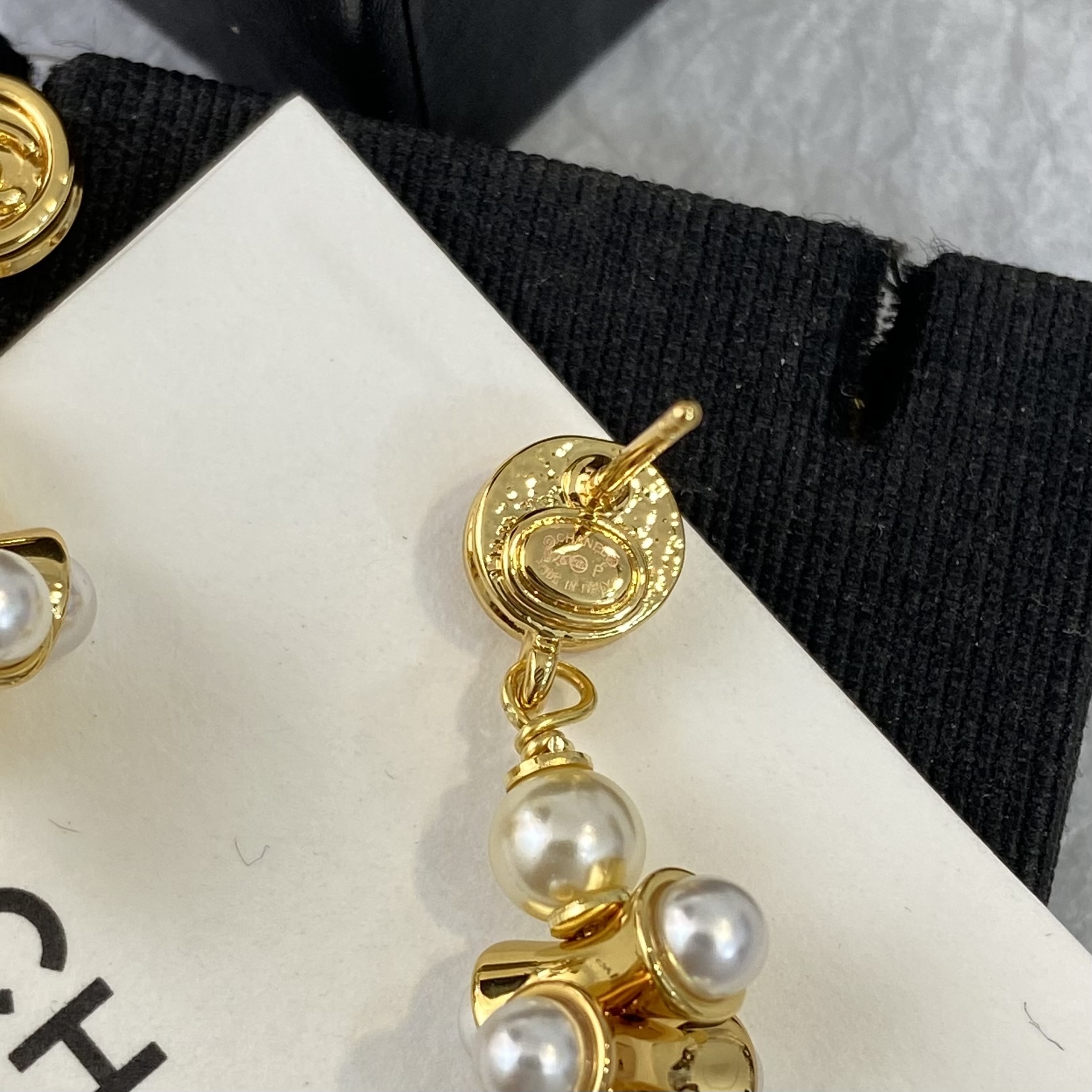 Ch@nel Earring