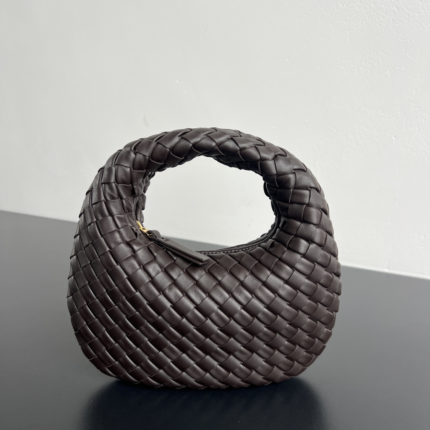 B0tt*ga Ven*ta Leather Shoulder Bag-26x22x5CM