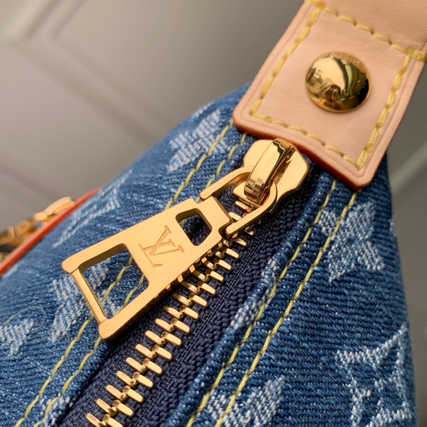 Lo*uis Vvtt0n Baggy Monogram Denim - Handbags M27329-30 x 22 x 13CM