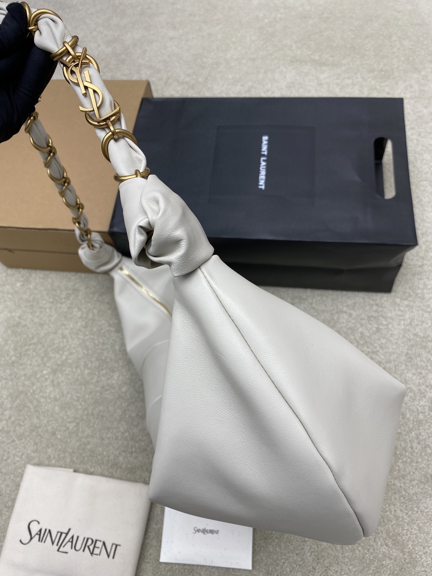 Y51 26SS Amalia-62x28x4CM